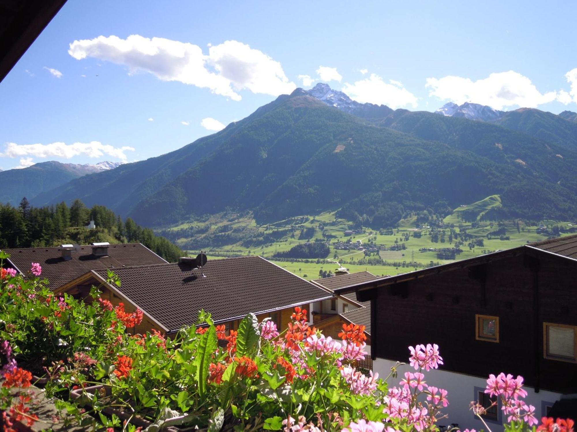 Ferienhaus Resinger Matrei in Osttirol Bagian luar foto
