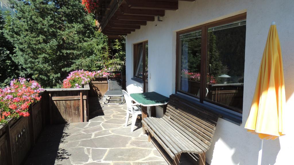 Ferienhaus Resinger Matrei in Osttirol Bagian luar foto