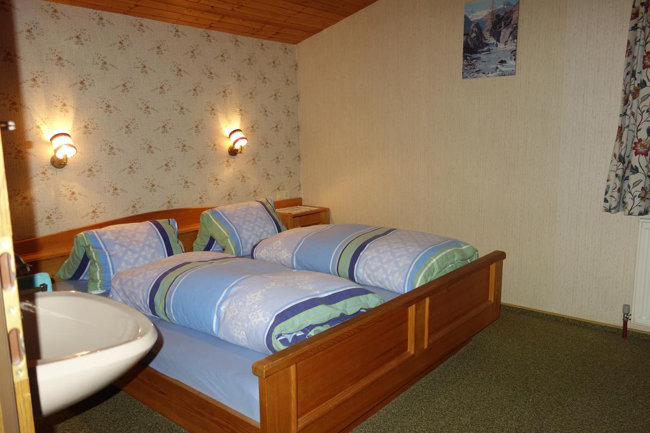Ferienhaus Resinger Matrei in Osttirol Bagian luar foto
